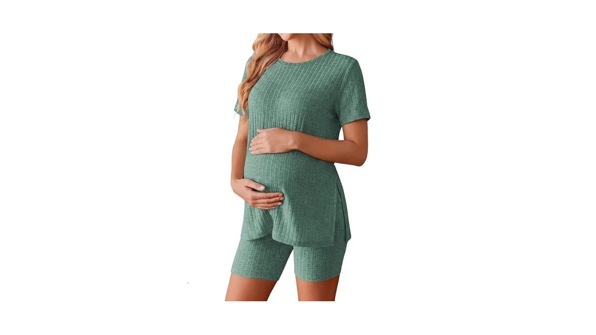 Ekouaer 2 Piece Pregnancy Pajama Mama Clothes T-shirts And Shorts