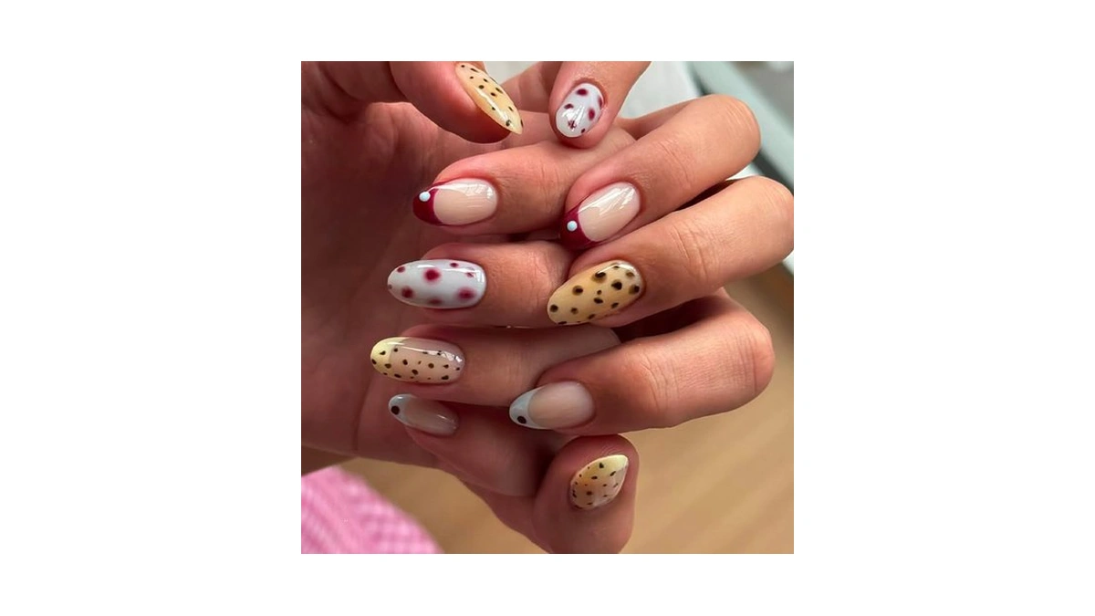 Retro Polka Dot Press On Nails Medium Almond, French Tip