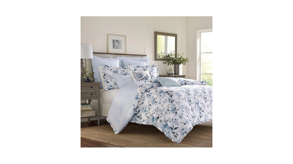 Laura Ashley - Twin Duvet Cover Set With Sham