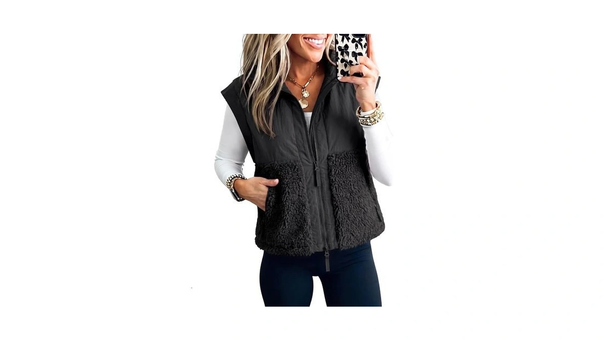 Fisoew Womens Sherpa Fleece Puffer Vest Patchwork Zip Up Sleeveless