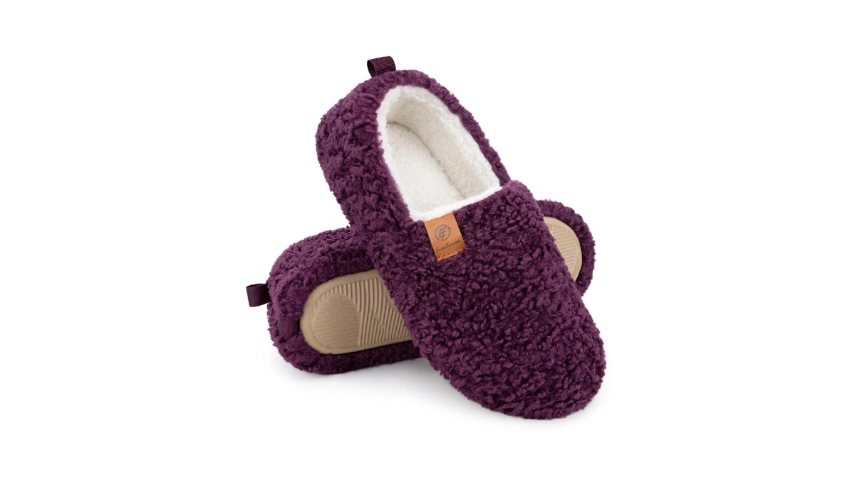 Everfoams Women’s Soft Curly Memory Foam Slippers Dark Aubergine,7-8 Us