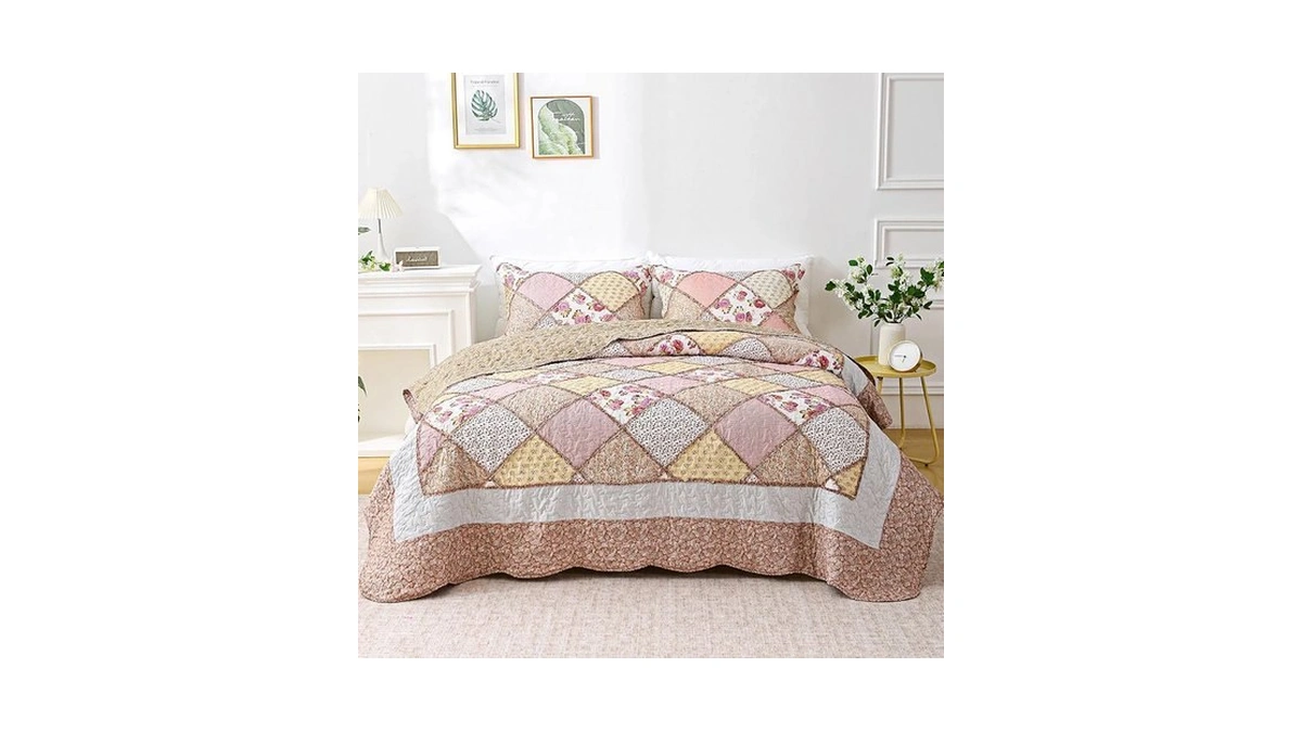 Yumhjika Patchwork Quilt Set Queen Size, 3 Pieces Floral Plaid