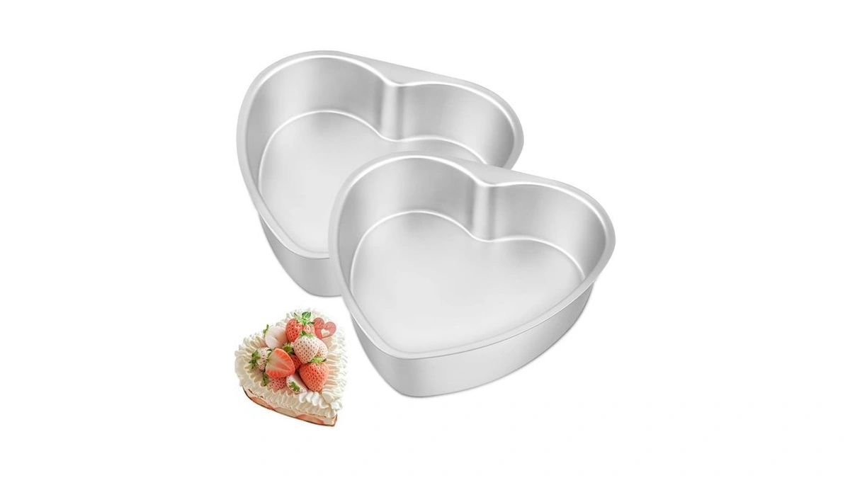 Yumatouch 8 X 2.5 Inch Aluminum Heart Shaped Cake Pan