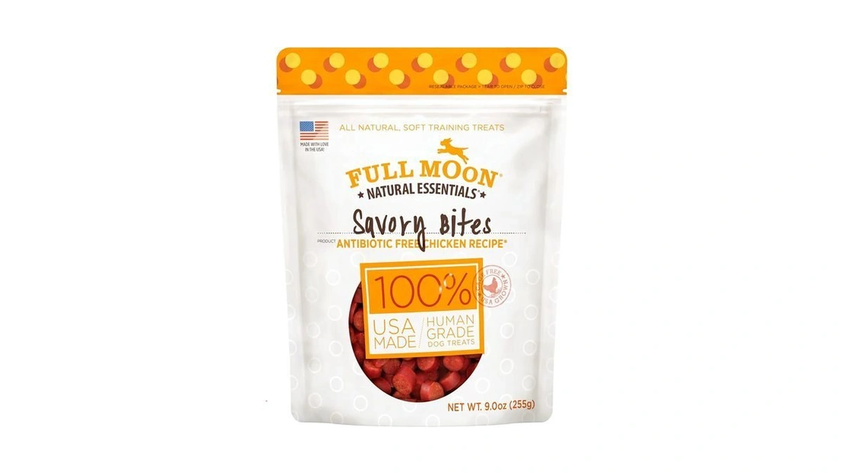 Full Moon® Essential Chicken Savory Bites Dog Treats 9 Oz