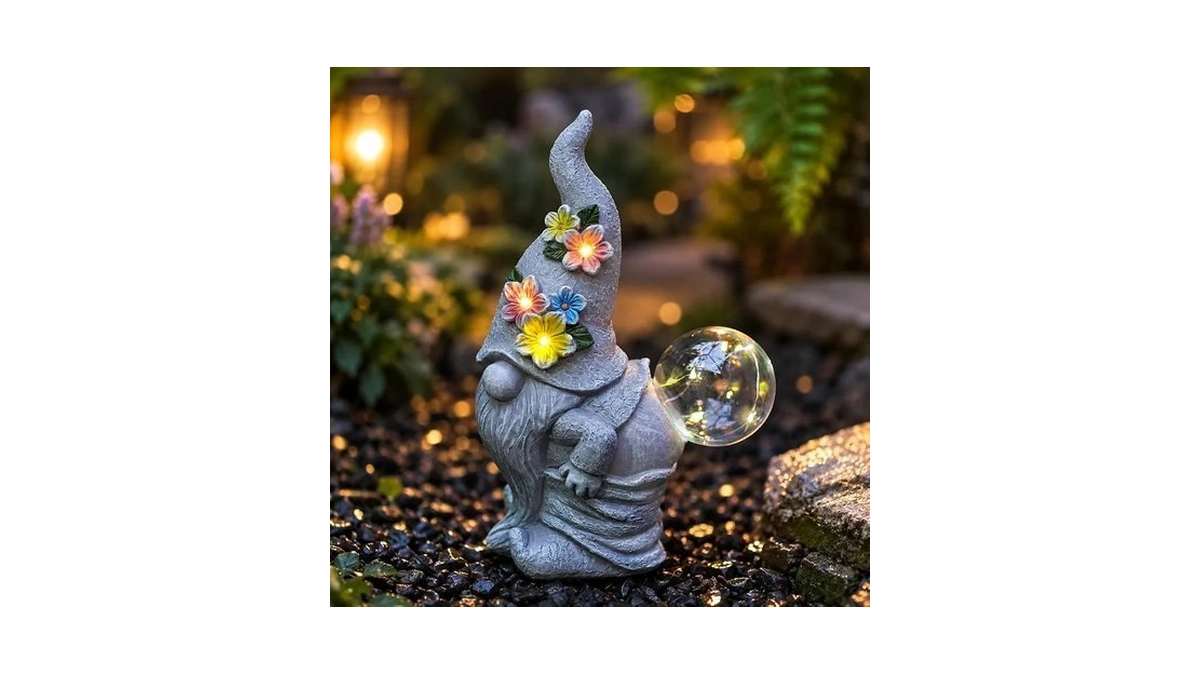 Qeeman Solar Garden Gnome Statue: Funny Outdoor Decor With Glowing