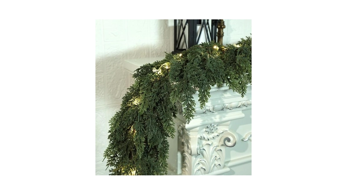 Realistic Christmas Garland With Lights-8 Lighting Modes 6ft Real Touch