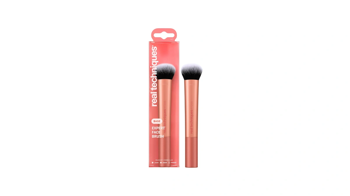 Real Techniques Expert Face Brush For Foundation, Dense Face Makeup