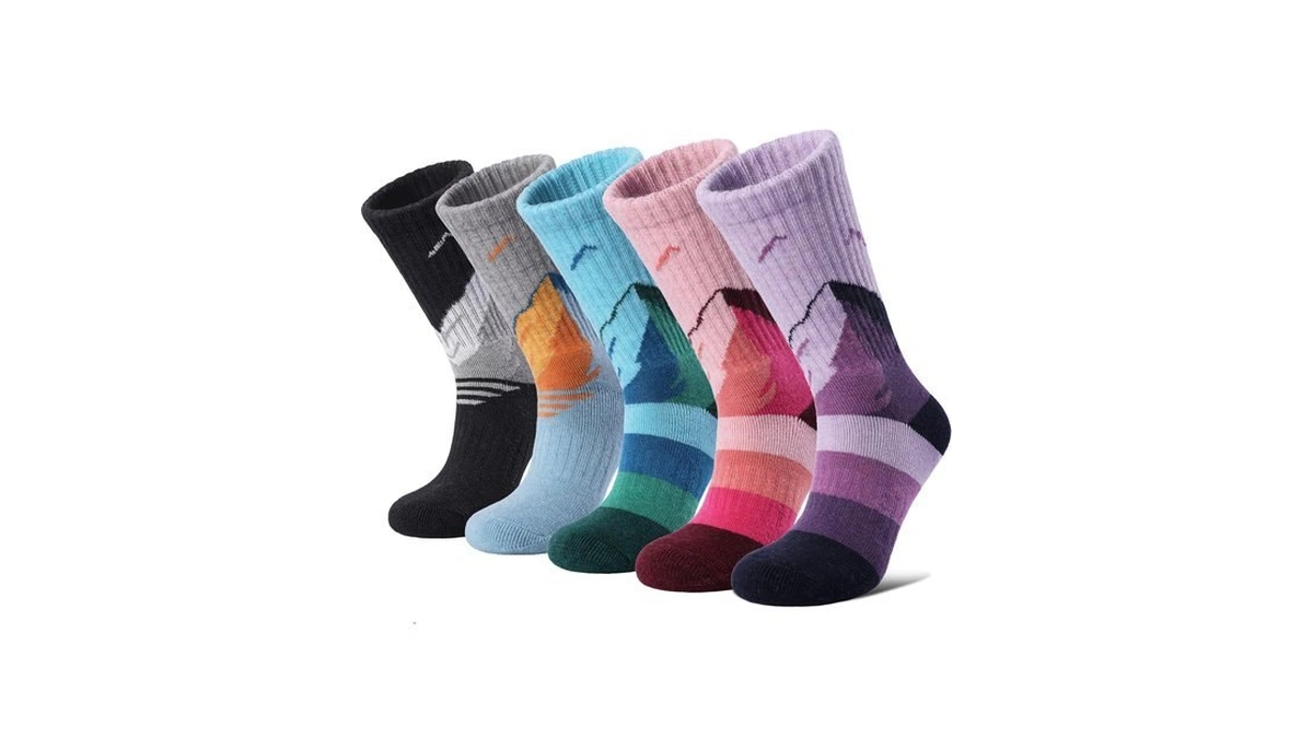 Doskoni Womens Merino Wool Hiking Socks Thermal Winter Running Crew