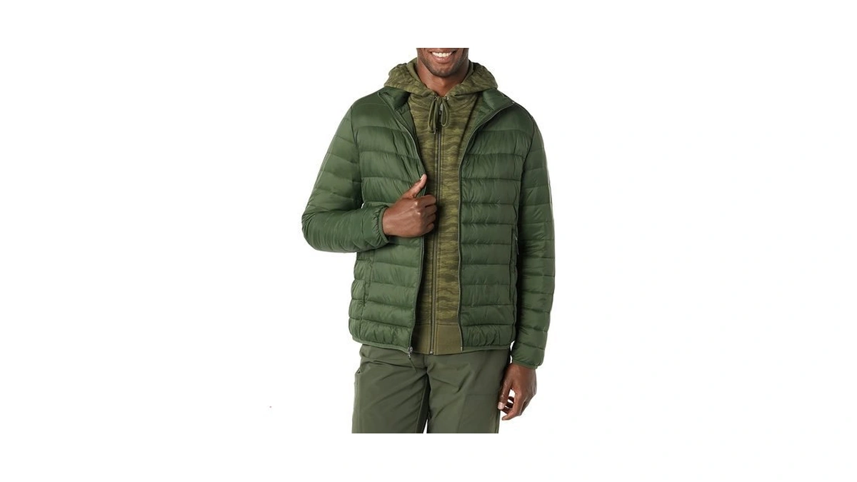 Amazon Essentials Men's Packable Lightweight Water-resistant Puffer Jacket (available In