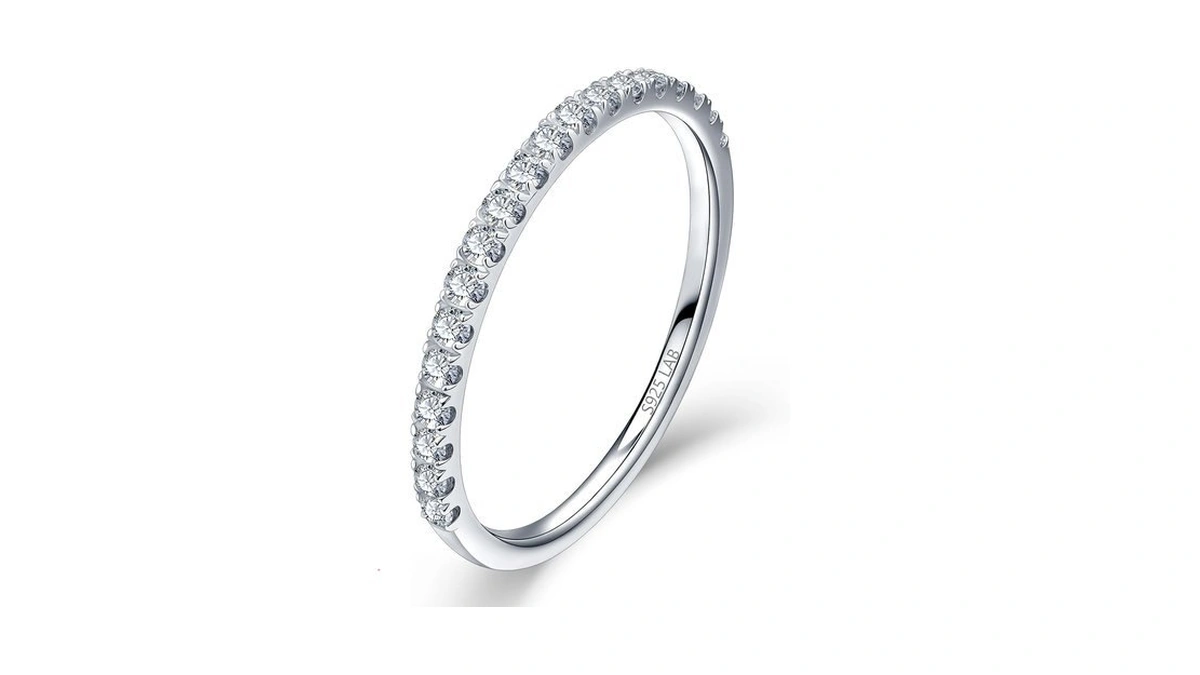Wes Igi Certification 1.5mm Lab Grown Diamond Wedding Band For