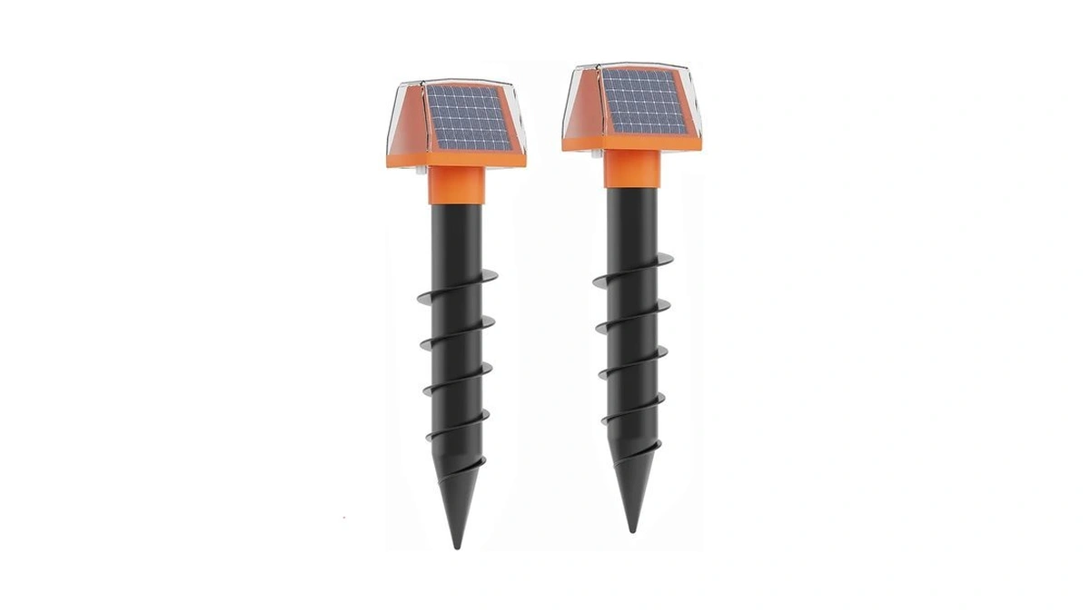 Mole Repellent Screw Solar Powered Gopher Deterrent Stake For Outdoor