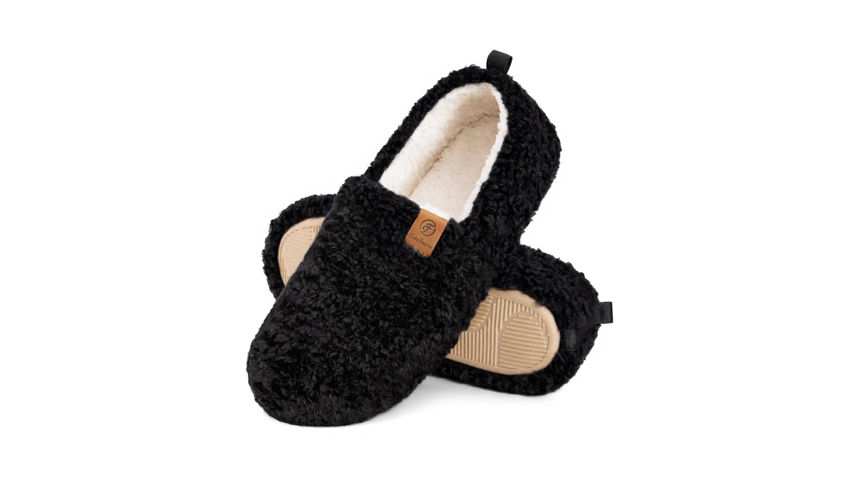 Everfoams Womenβs Soft Curly Memory Foam Slippers Black,9-10 Us