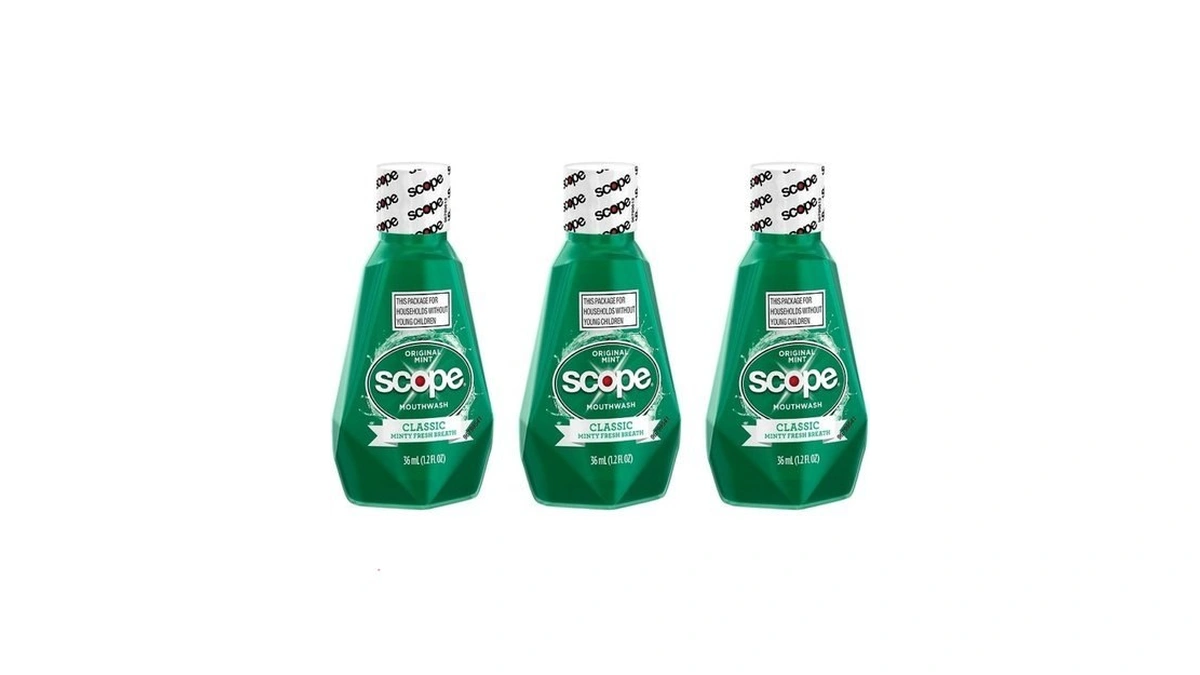 Scope Mouthwash Classic Original Mint 1.2 Oz Travel Size Pack