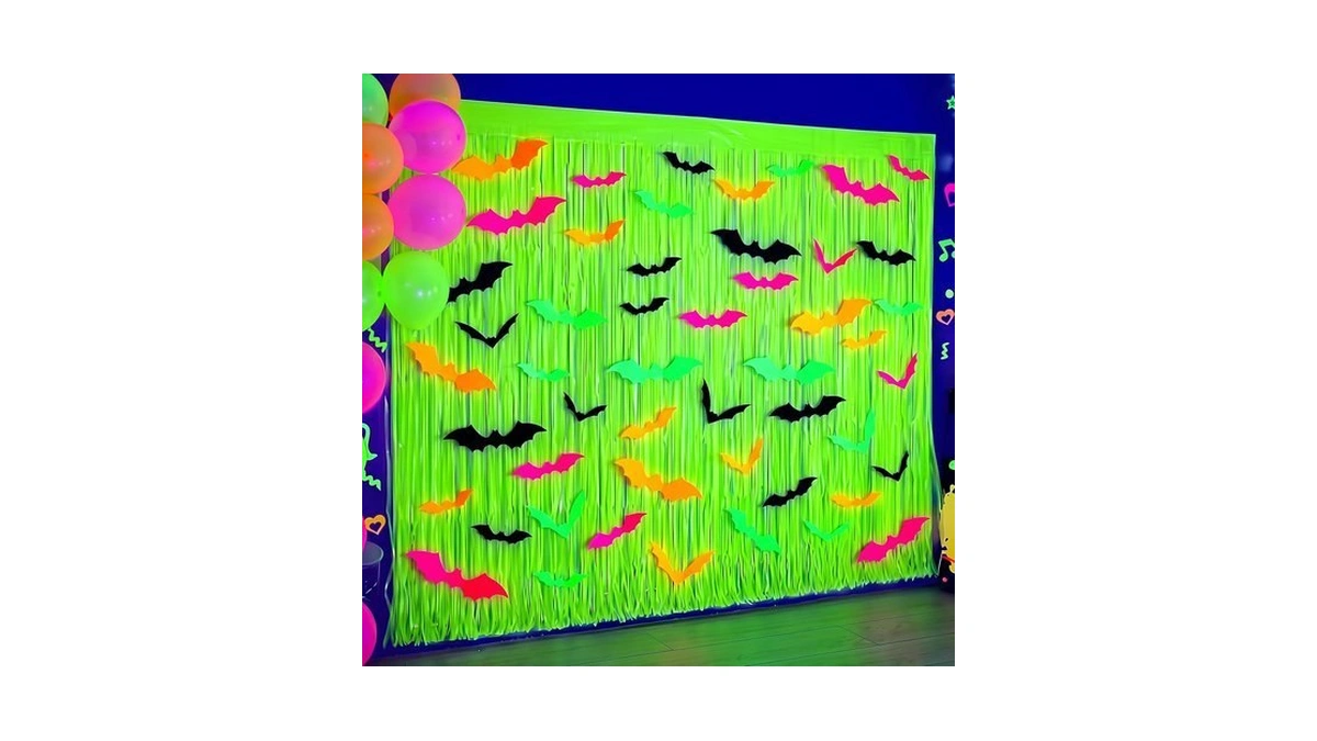 Blueweenly 122 Pcs Halloween Bats Glow In The Dark Party